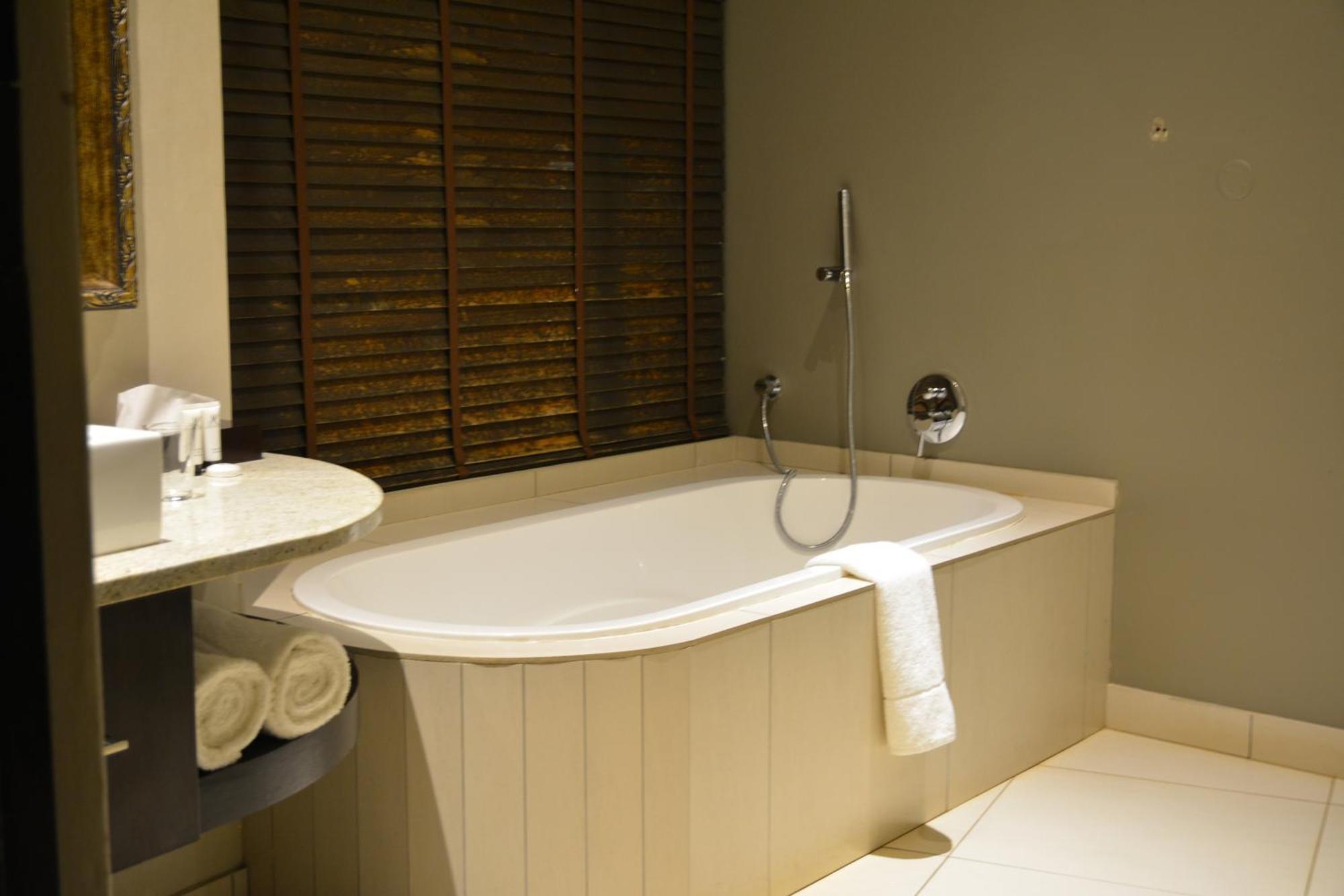 Legend Simba Safari - Legend Golf Safari Resort Golders Green 외부 사진